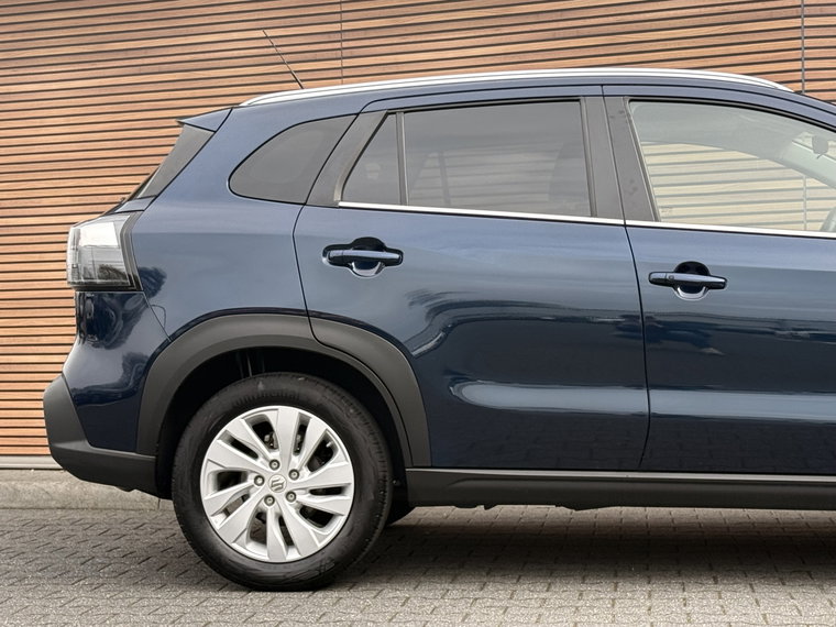 Vehicle Image 19