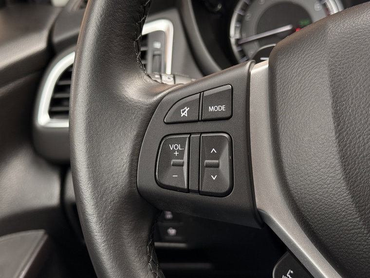 Vehicle Image 24