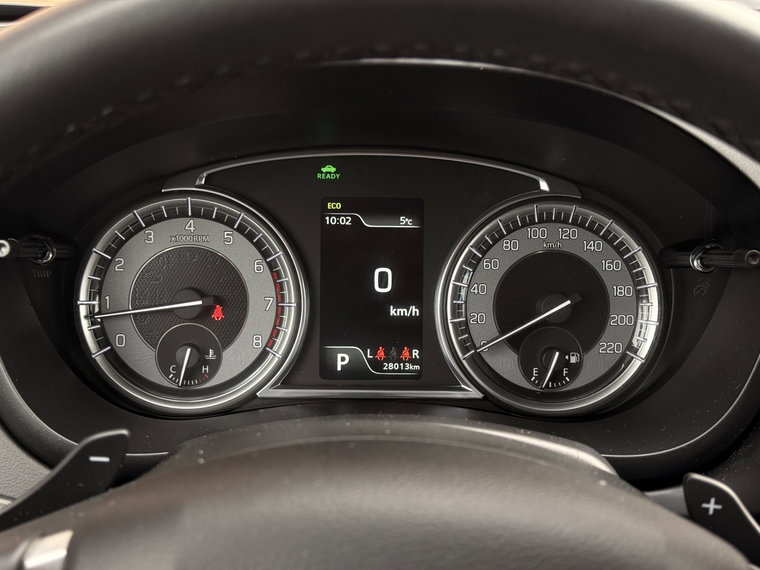 Vehicle Image 25