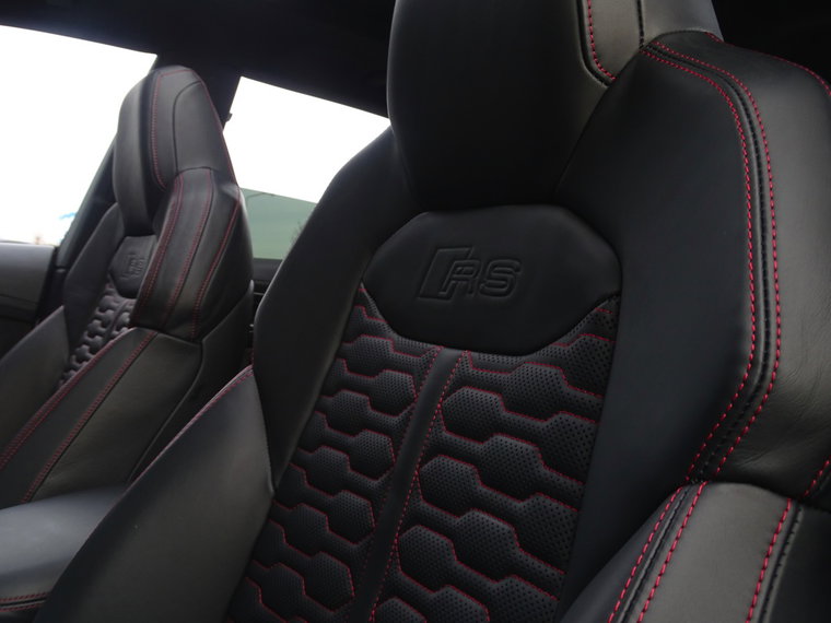 Vehicle Image 38