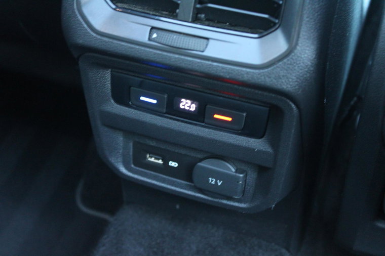 Vehicle Image 40