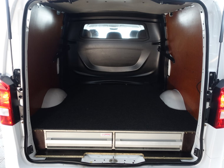 Vehicle Image 37
