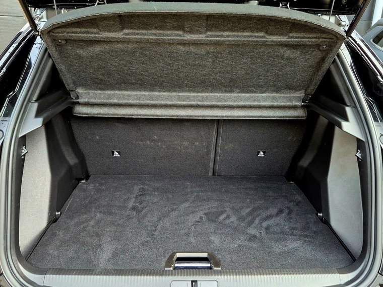 Vehicle Image 40