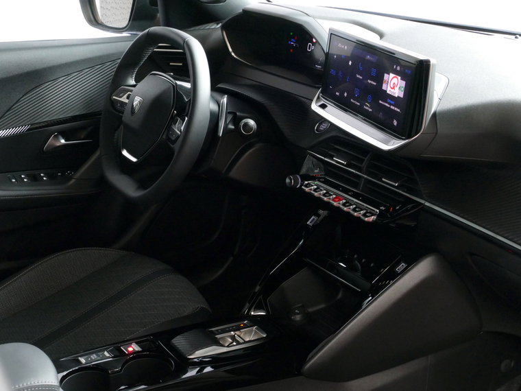 Vehicle Image 28