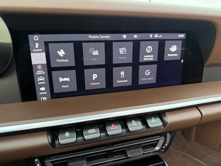 Vehicle Image 32