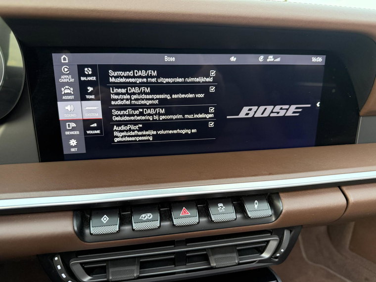 Vehicle Image 33