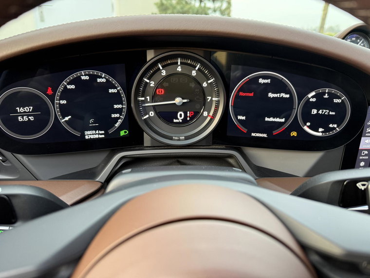 Vehicle Image 35