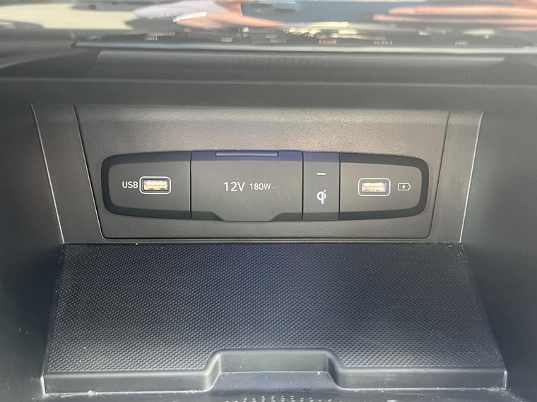 Vehicle Image 23
