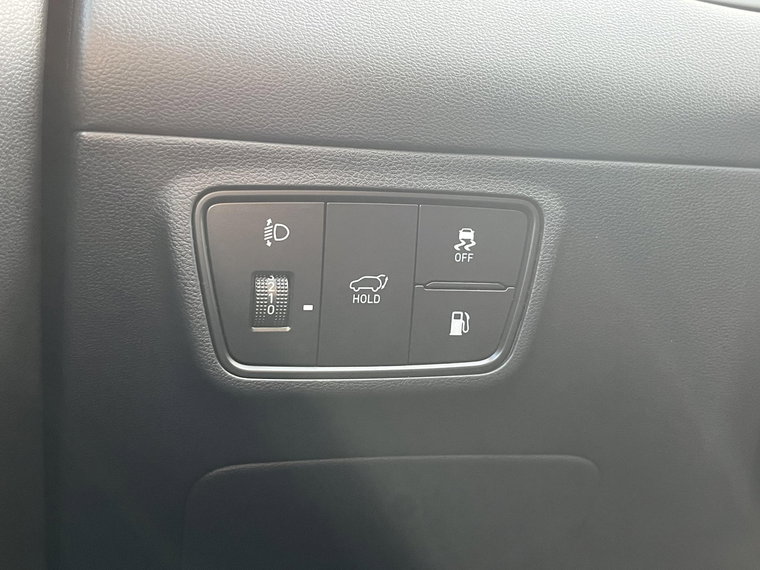 Vehicle Image 35