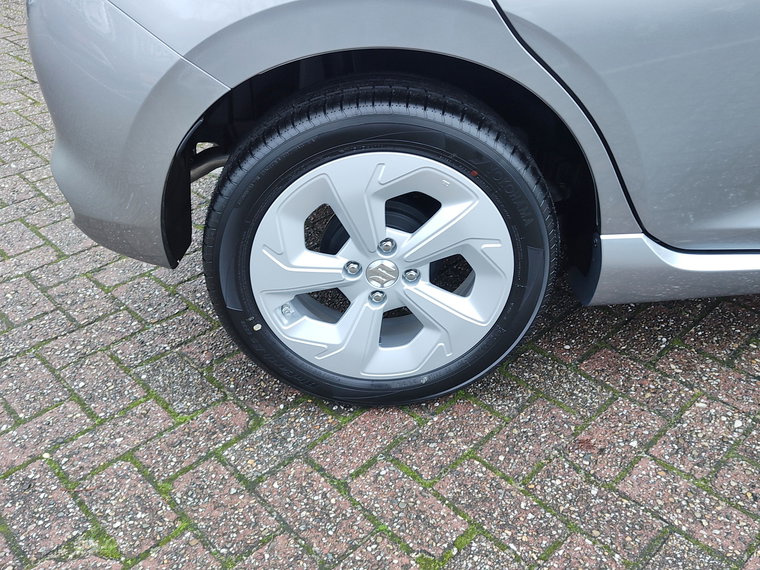 Vehicle Image 31