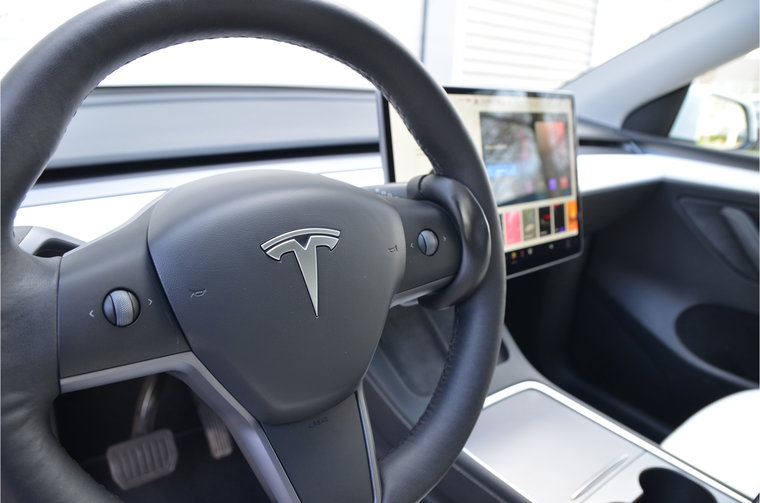Vehicle Image 15