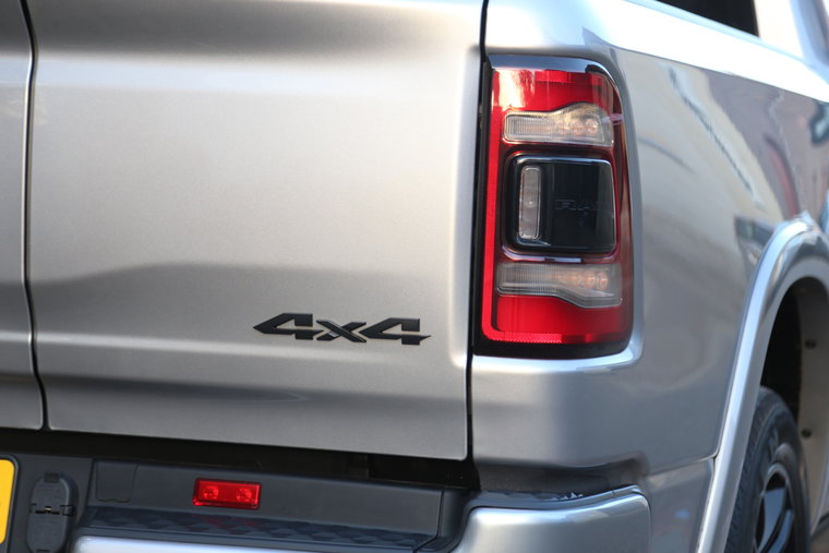 Vehicle Image 36