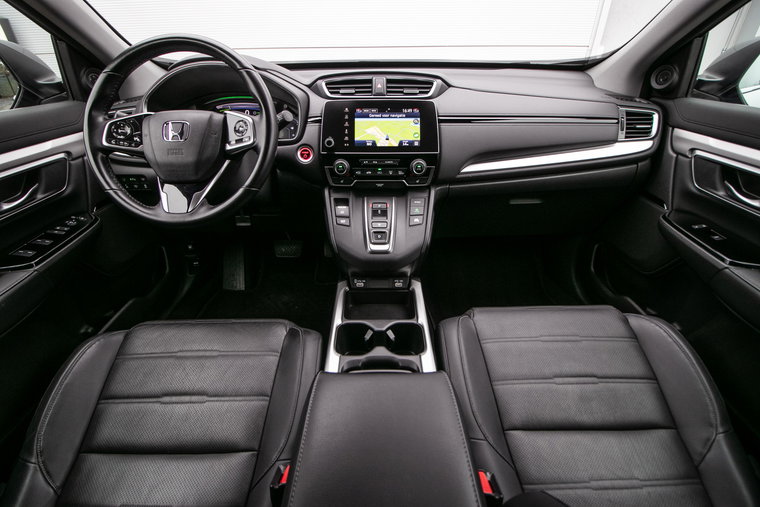 Vehicle Image 16