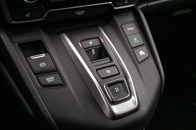 Vehicle Image 25