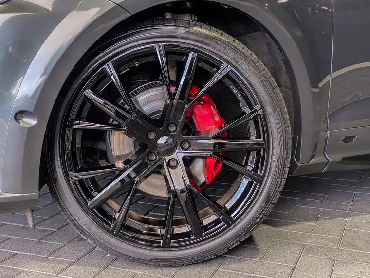 Vehicle Image 35