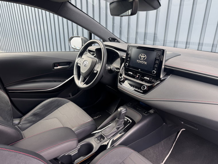 Vehicle Image 15