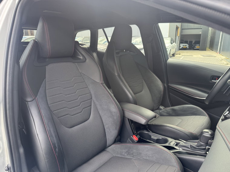 Vehicle Image 18