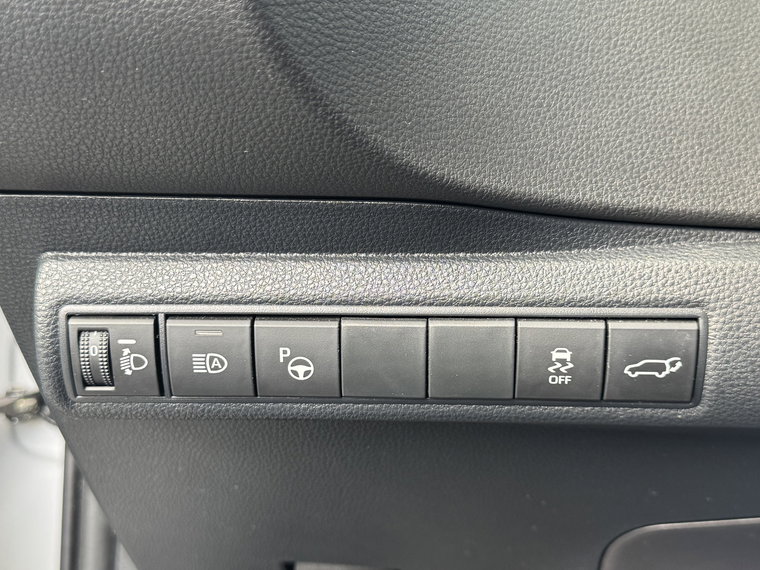 Vehicle Image 38
