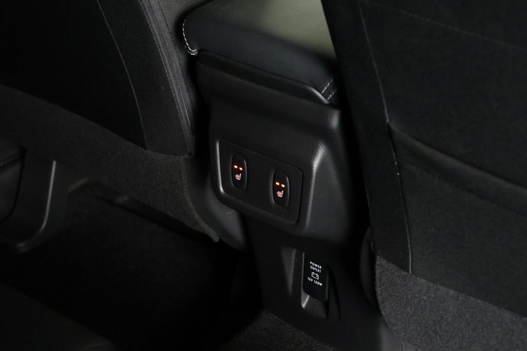 Vehicle Image 23