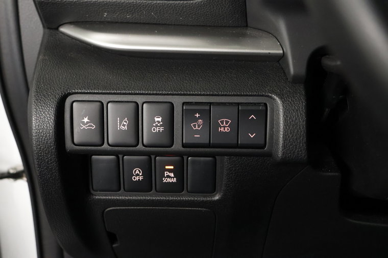 Vehicle Image 24