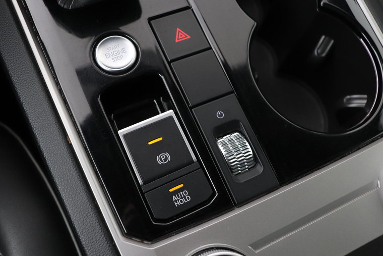 Vehicle Image 37