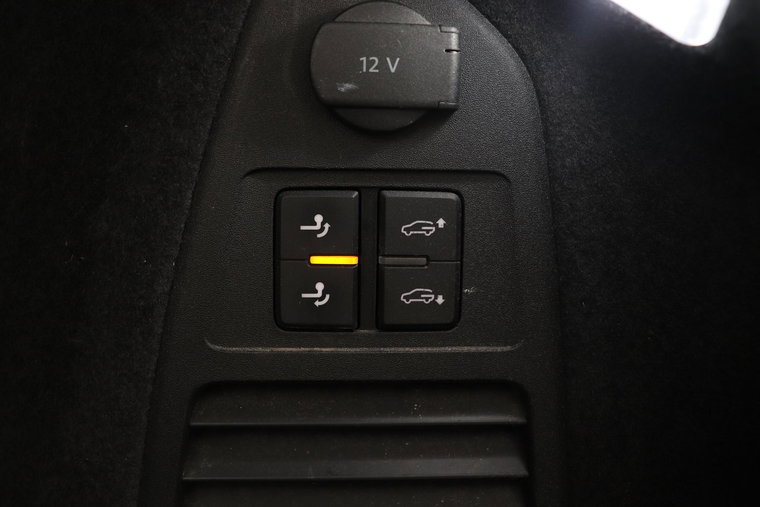 Vehicle Image 52