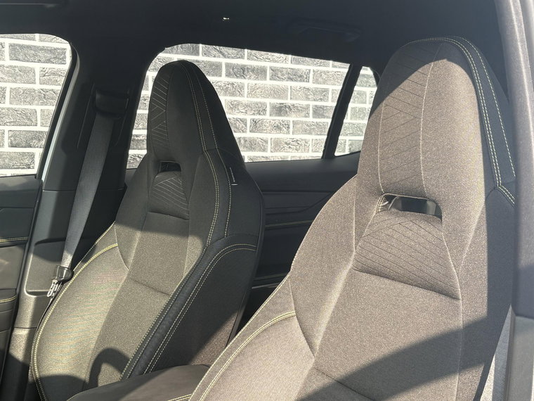Vehicle Image 14