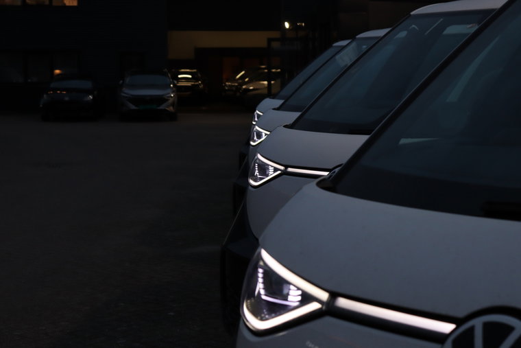 Vehicle Image 38