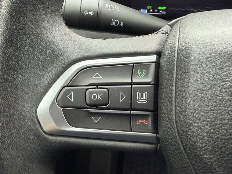 Vehicle Image 27