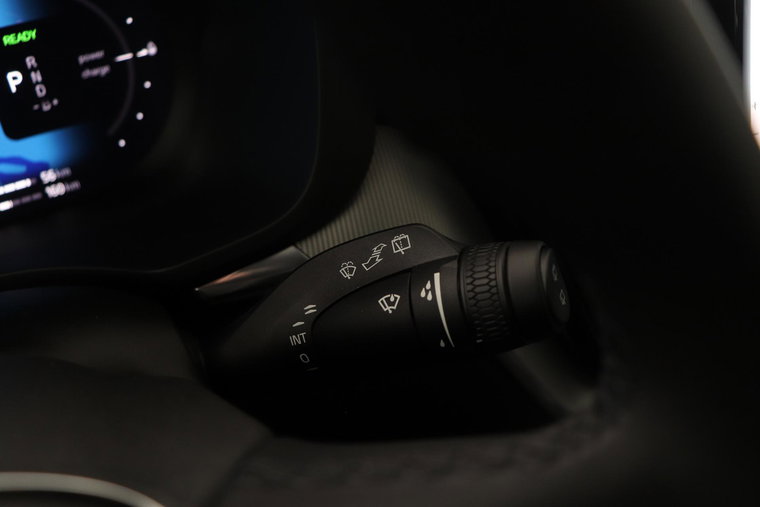 Vehicle Image 46