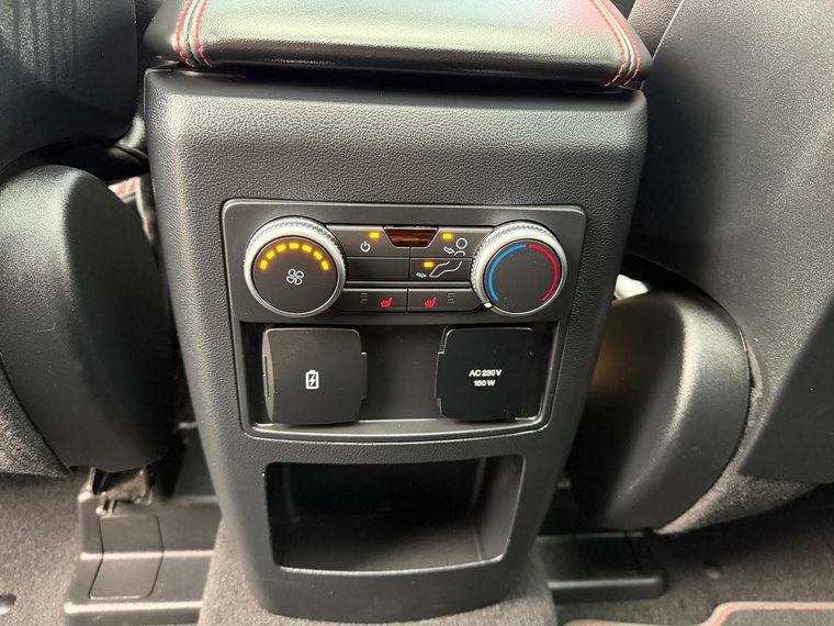 Vehicle Image 24