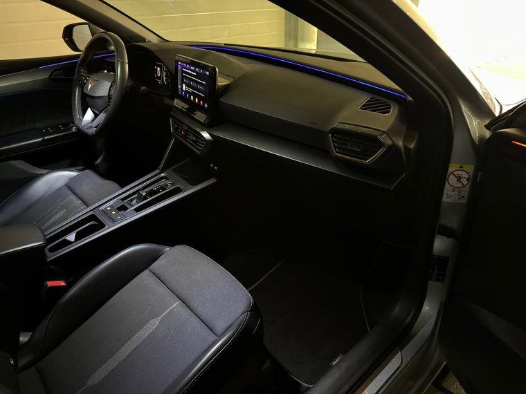 Vehicle Image 35