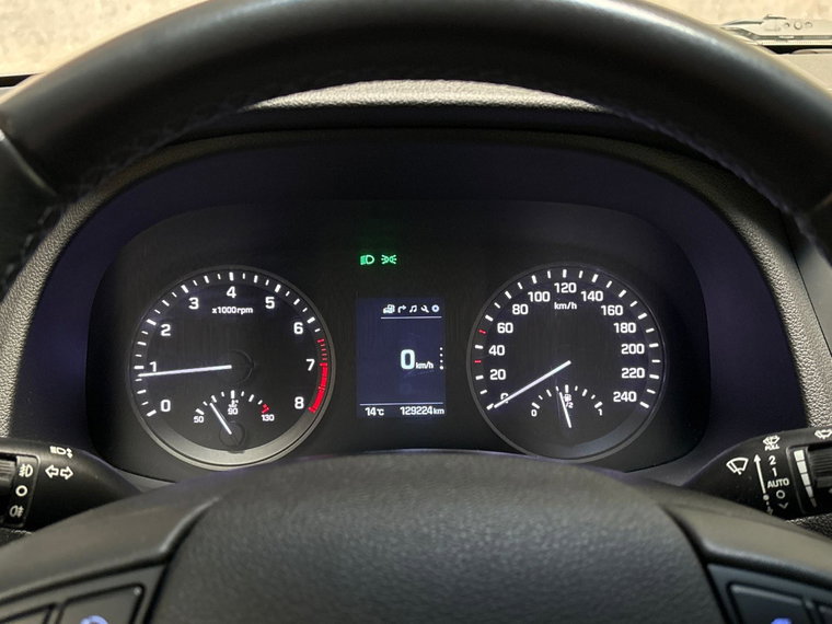 Vehicle Image 19