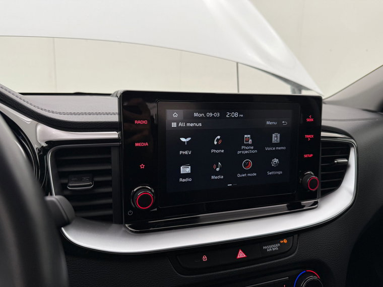 Vehicle Image 21