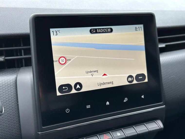 Vehicle Image 18