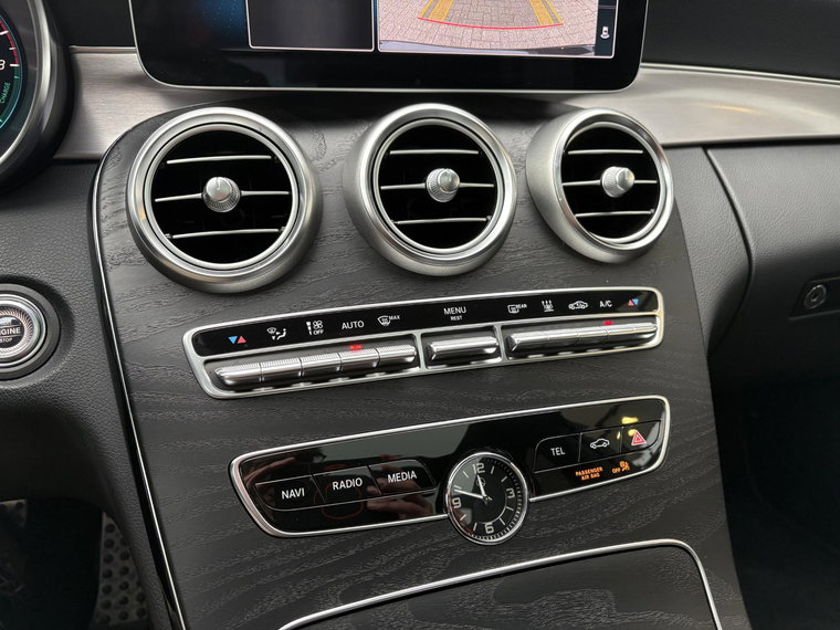 Vehicle Image 28