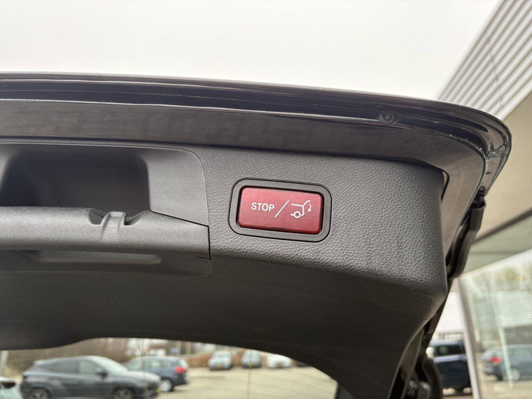 Vehicle Image 45