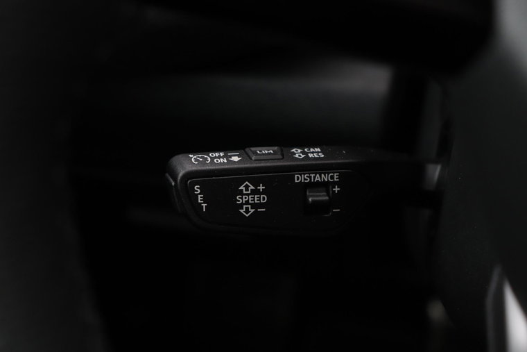 Vehicle Image 42