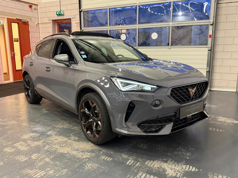 Vehicle Image 7