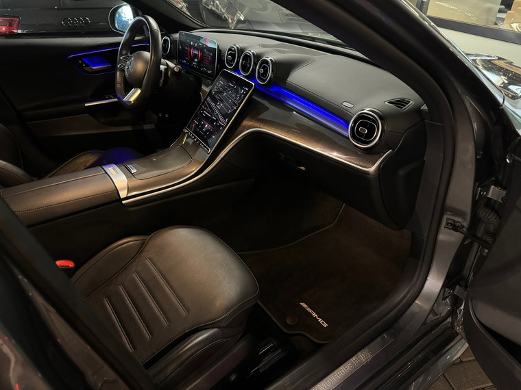 Vehicle Image 37