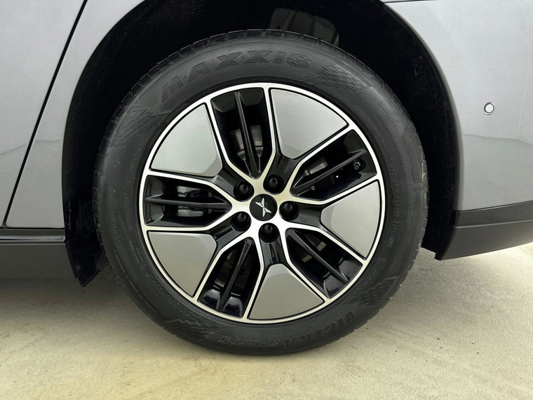 Vehicle Image 31
