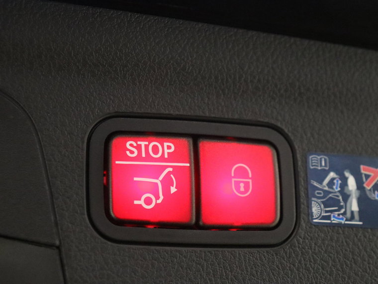 Vehicle Image 45