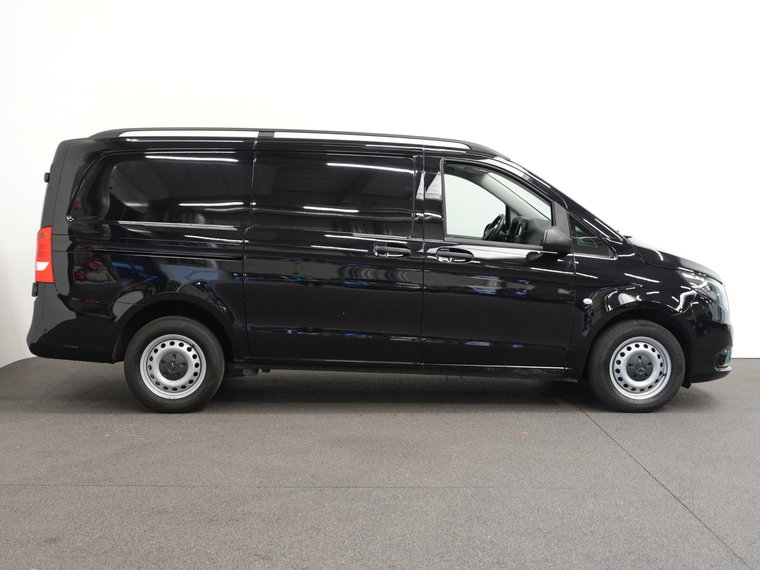 Vehicle Image 41