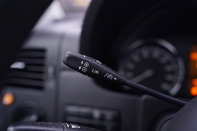 Vehicle Image 37