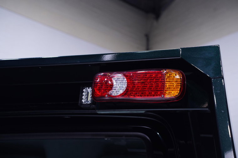 Vehicle Image 11