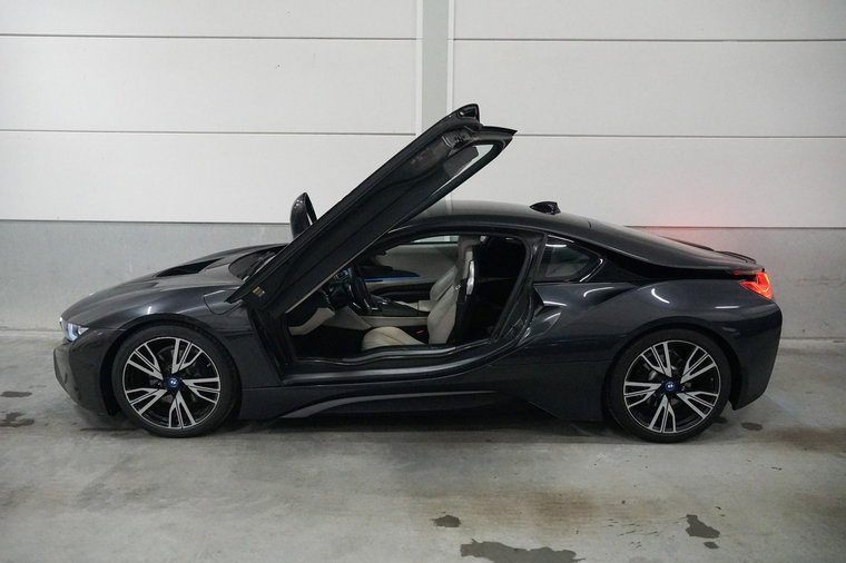Vehicle Image 53