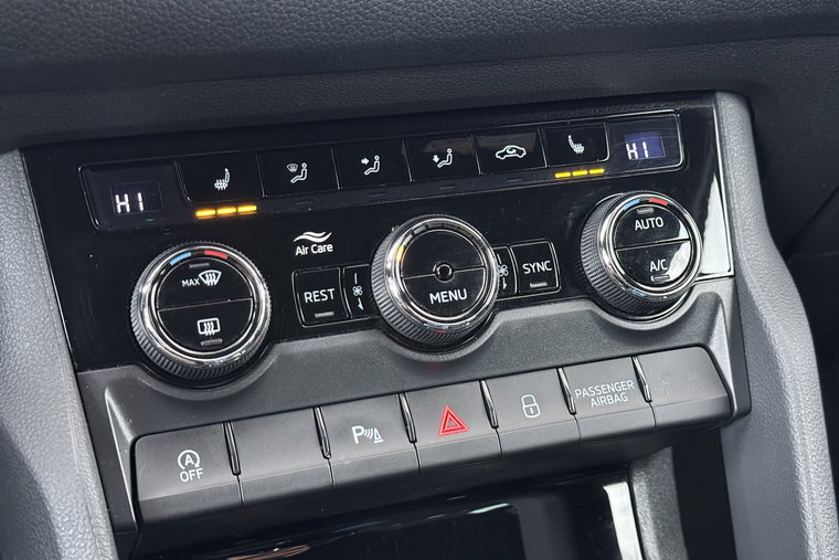Vehicle Image 37