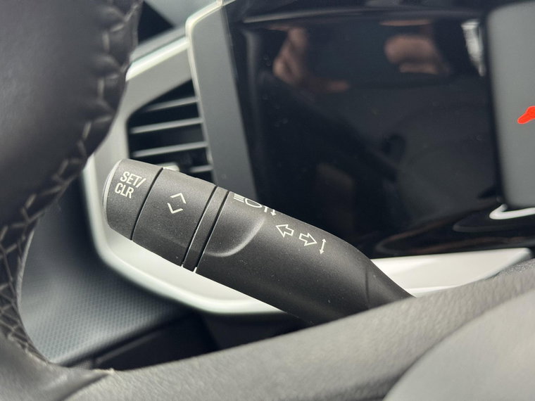 Vehicle Image 27