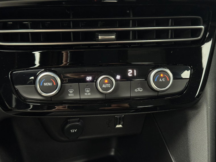 Vehicle Image 41