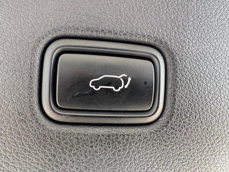 Vehicle Image 28